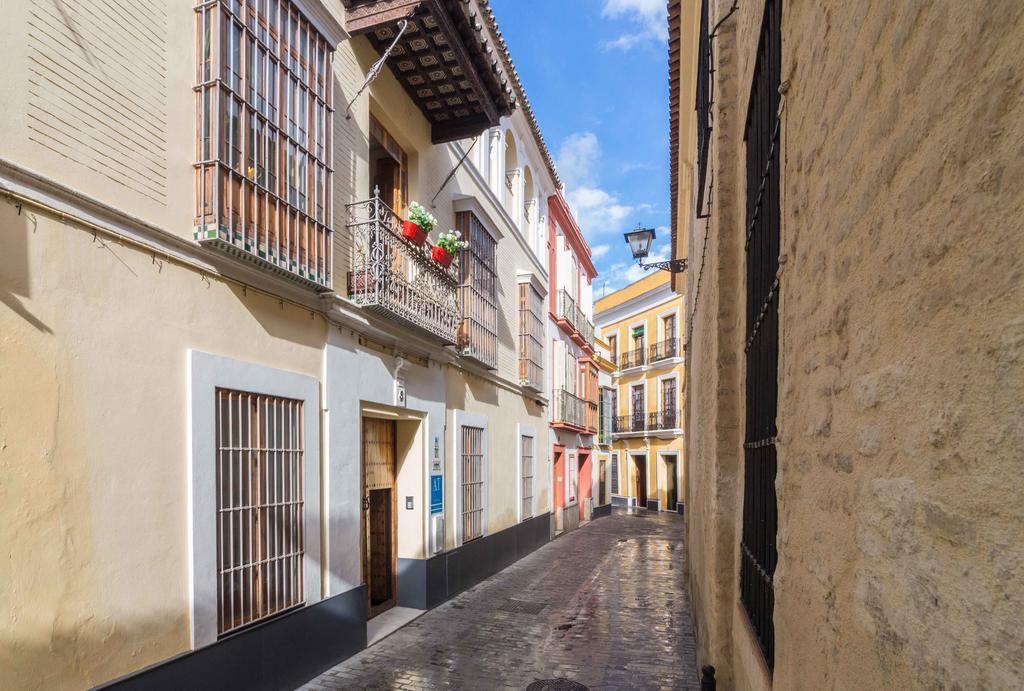 La Casa Del Conde De Gelves Apartments เซบีญา ภายนอก รูปภาพ